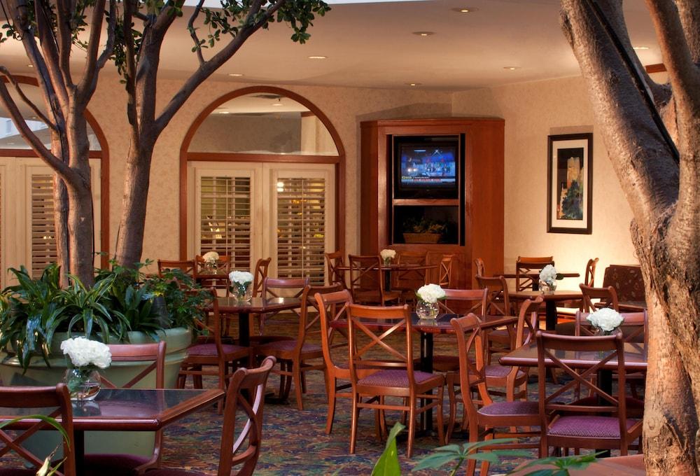 Embassy By Hilton Near The Galleria Hotel Houston