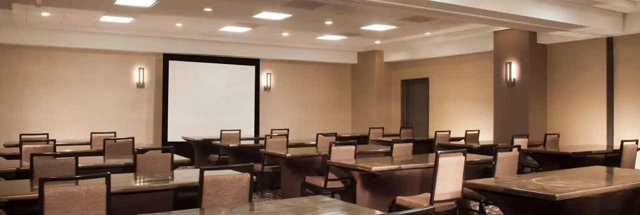 Hotel Embassy By Hilton Near The Galleria Houston